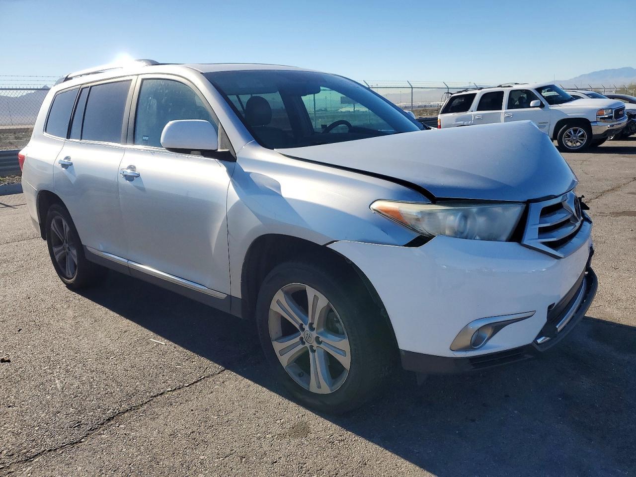 2012 TOYOTA HIGHLANDER