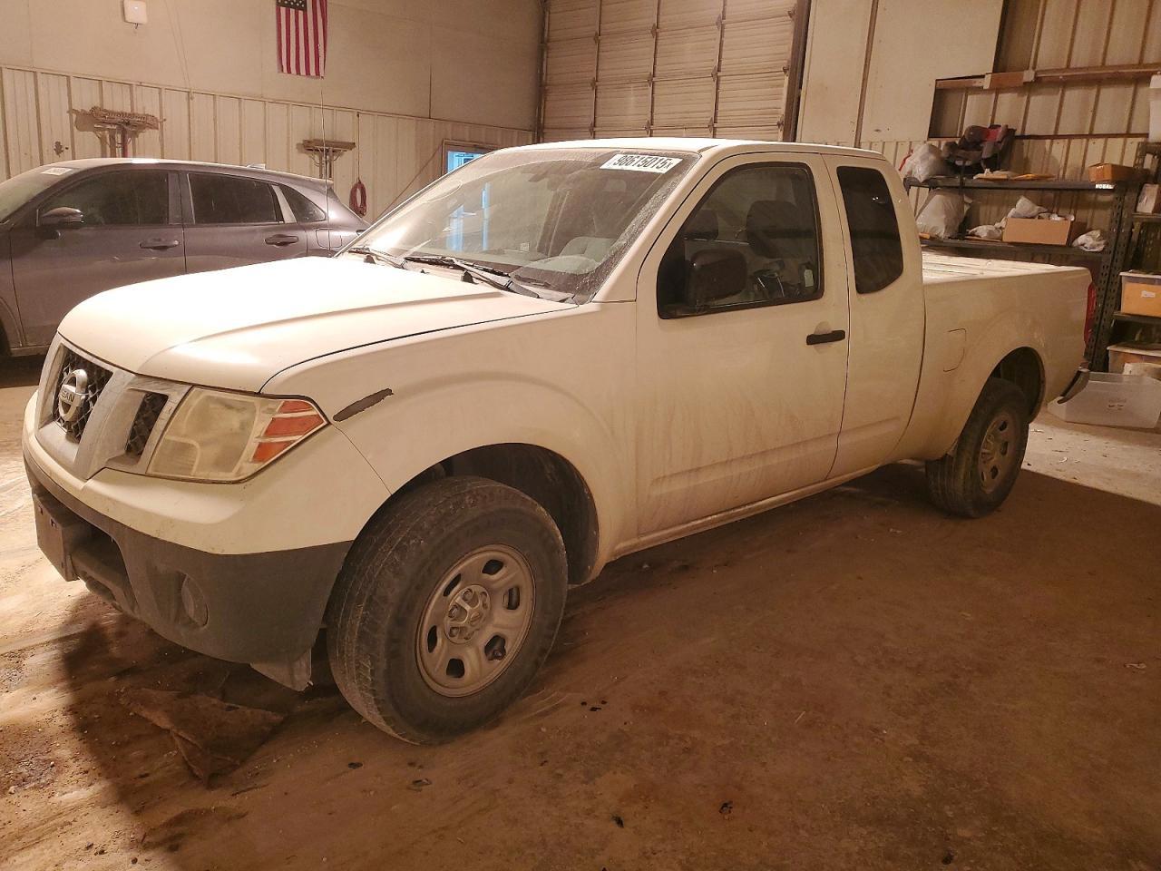 2015 NISSAN Frontier