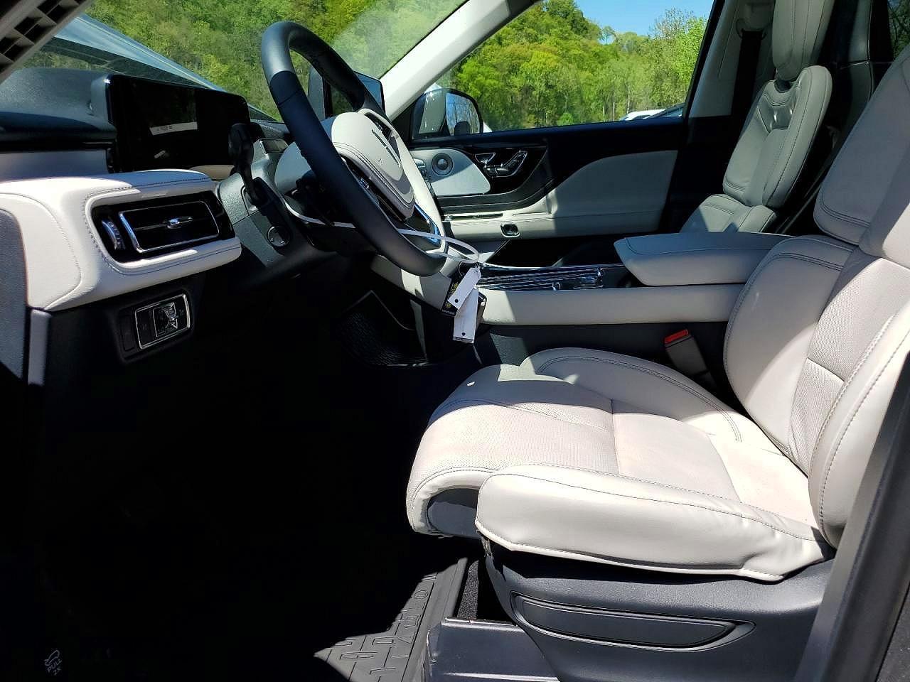 2025 LINCOLN Aviator