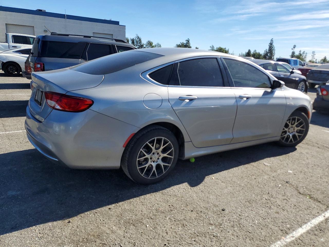 2015 CHRYSLER 200