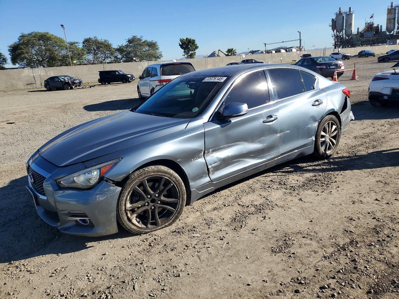 2016 INFINITI Q50