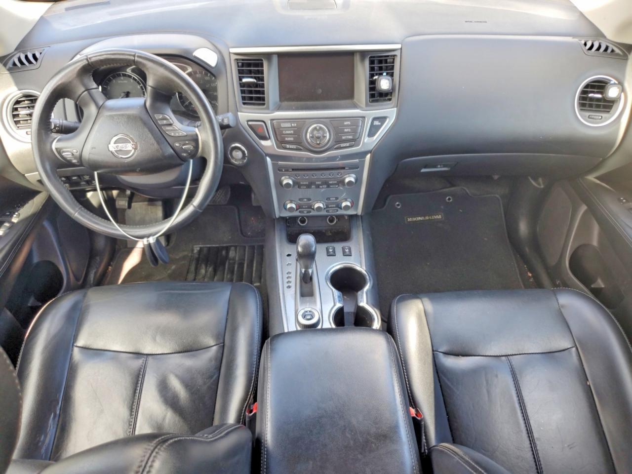 2017 NISSAN PATHFINDER