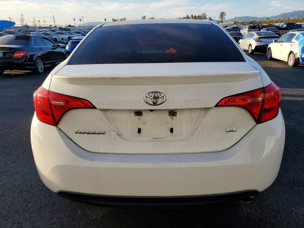 2017 TOYOTA COROLLA