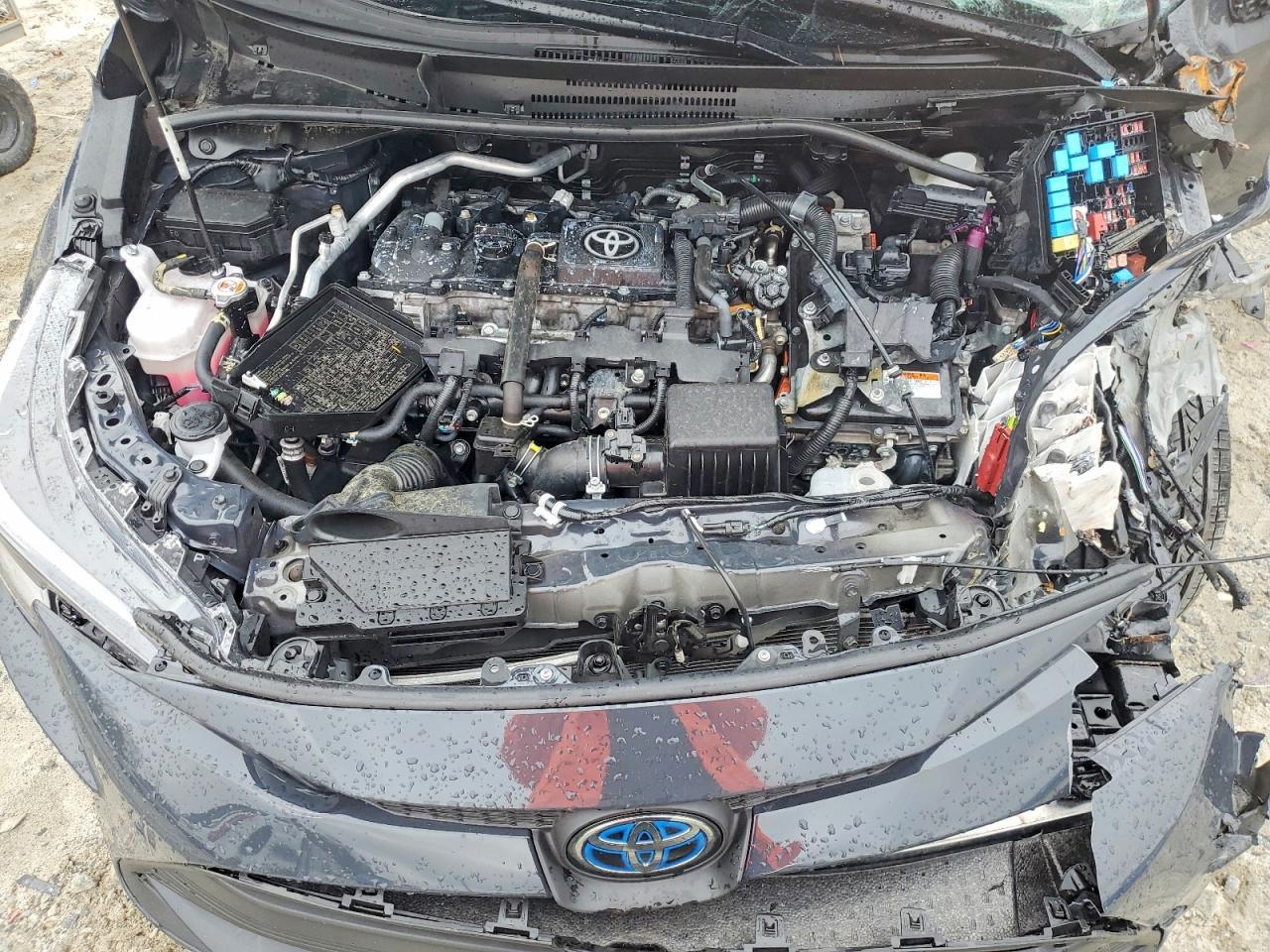 2025 TOYOTA COROLLA