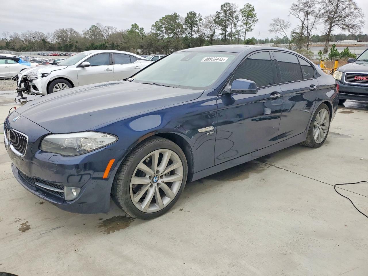 2011 BMW 5 series