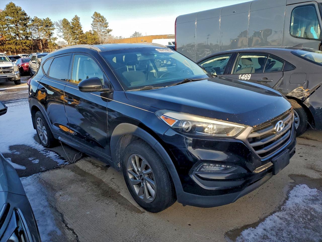 2016 HYUNDAI TUCSON
