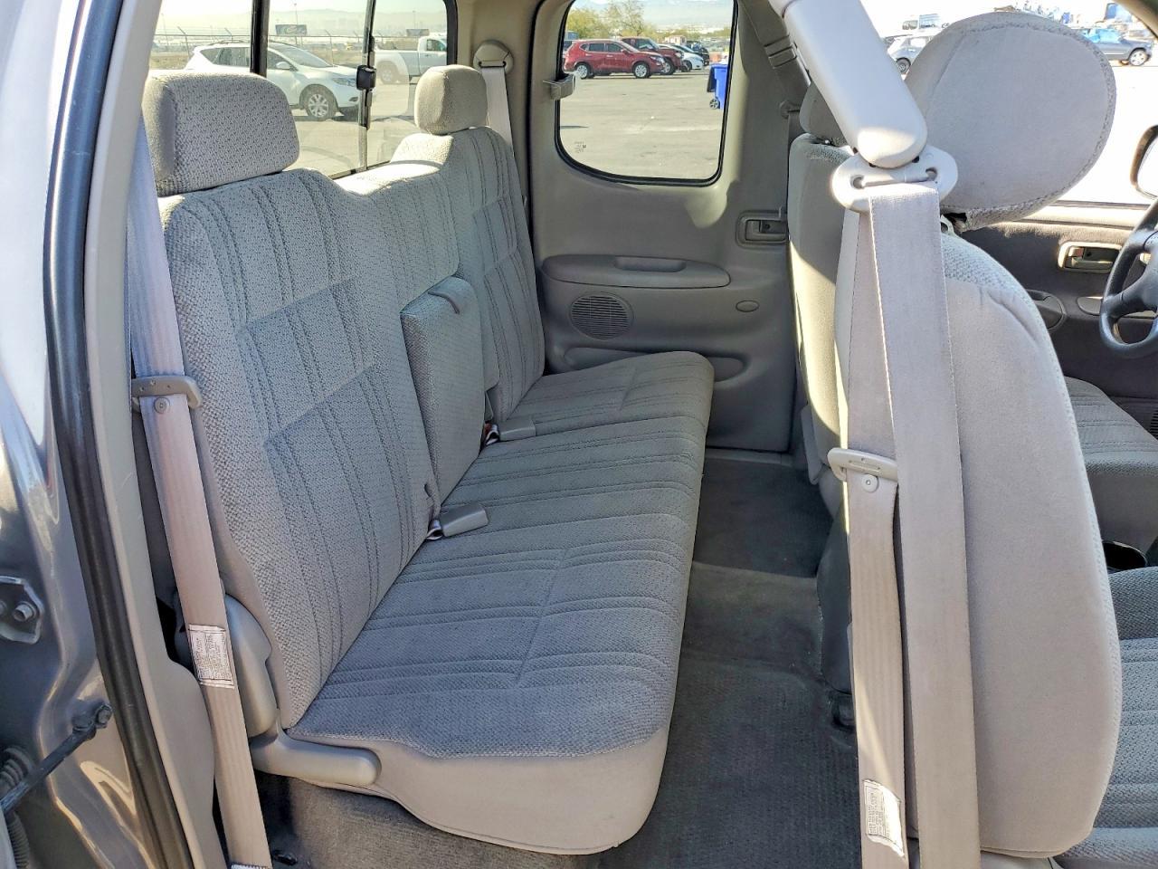 2002 TOYOTA TUNDRA