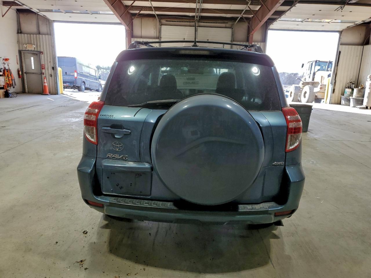 2011 TOYOTA RAV4