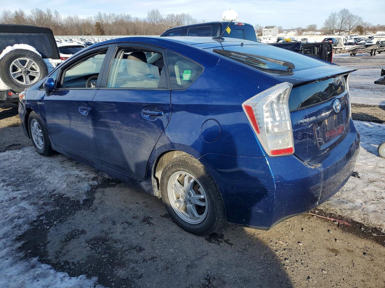 2011 TOYOTA PRIUS