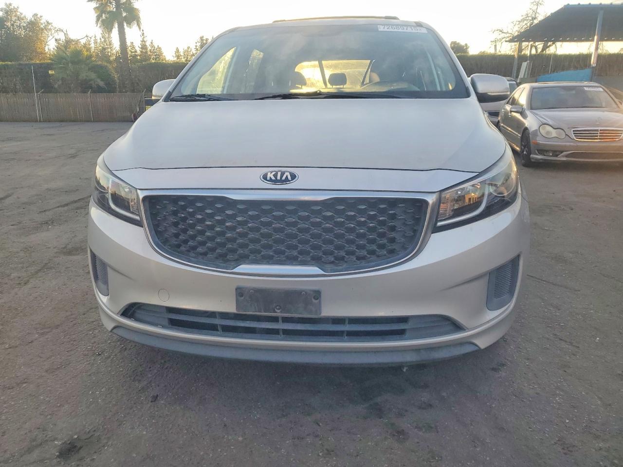 2015 KIA SEDONA