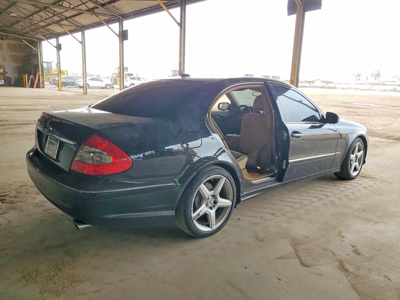 2009 MERCEDES-BENZ E-Class