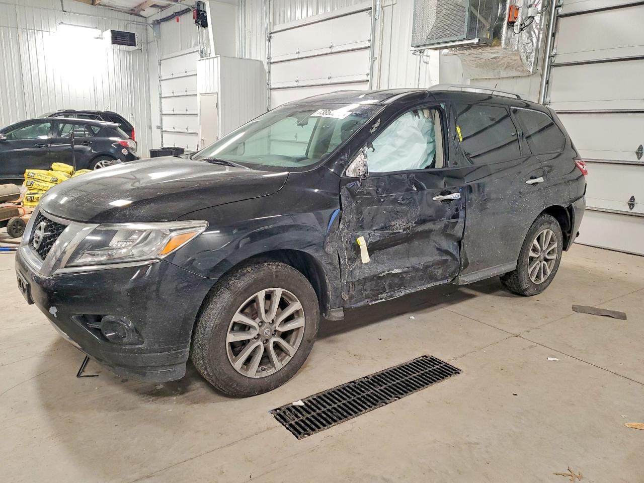 2014 NISSAN PATHFINDER