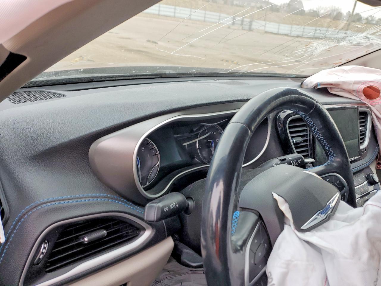 2021 CHRYSLER Pacifica