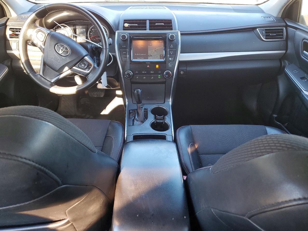 2016 TOYOTA CAMRY