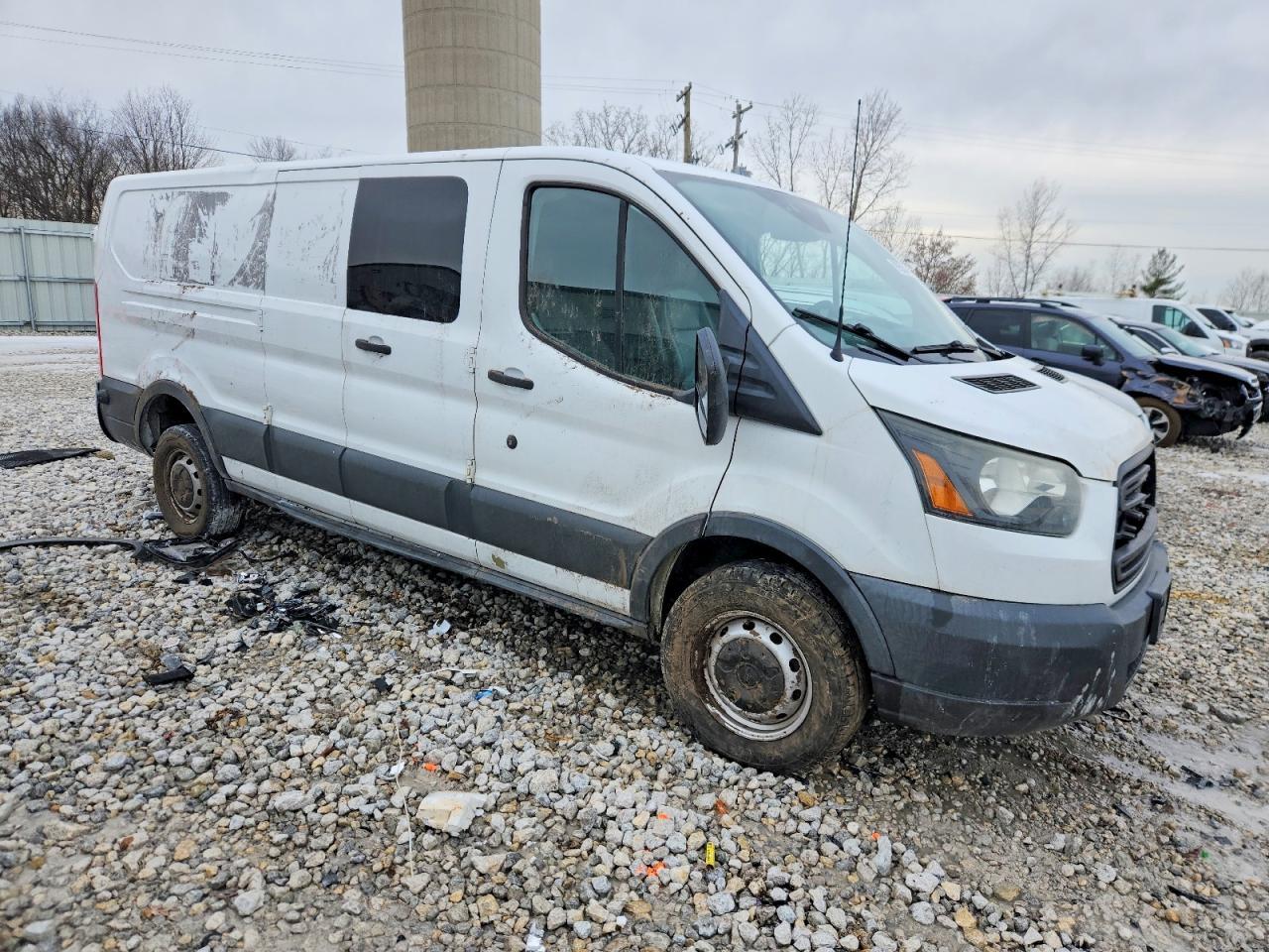 2015 FORD Transit