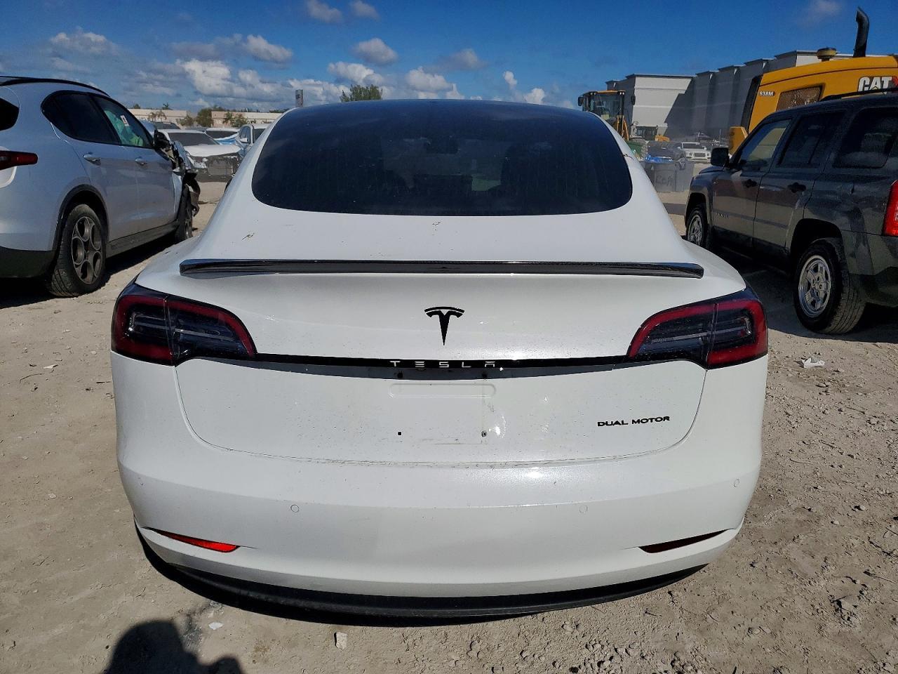 2019 TESLA MODEL 3