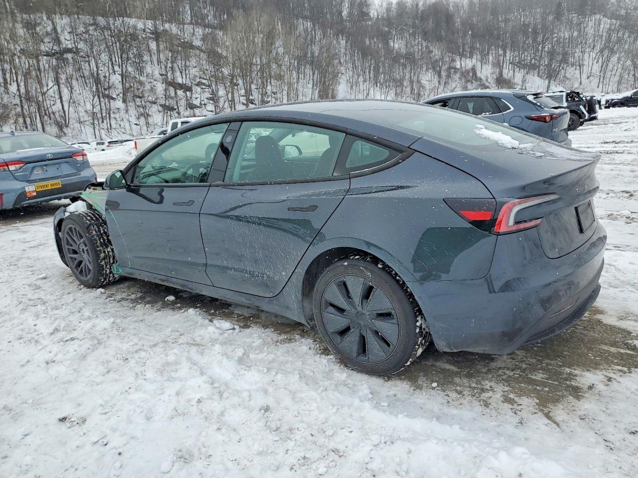 2025 TESLA MODEL 3
