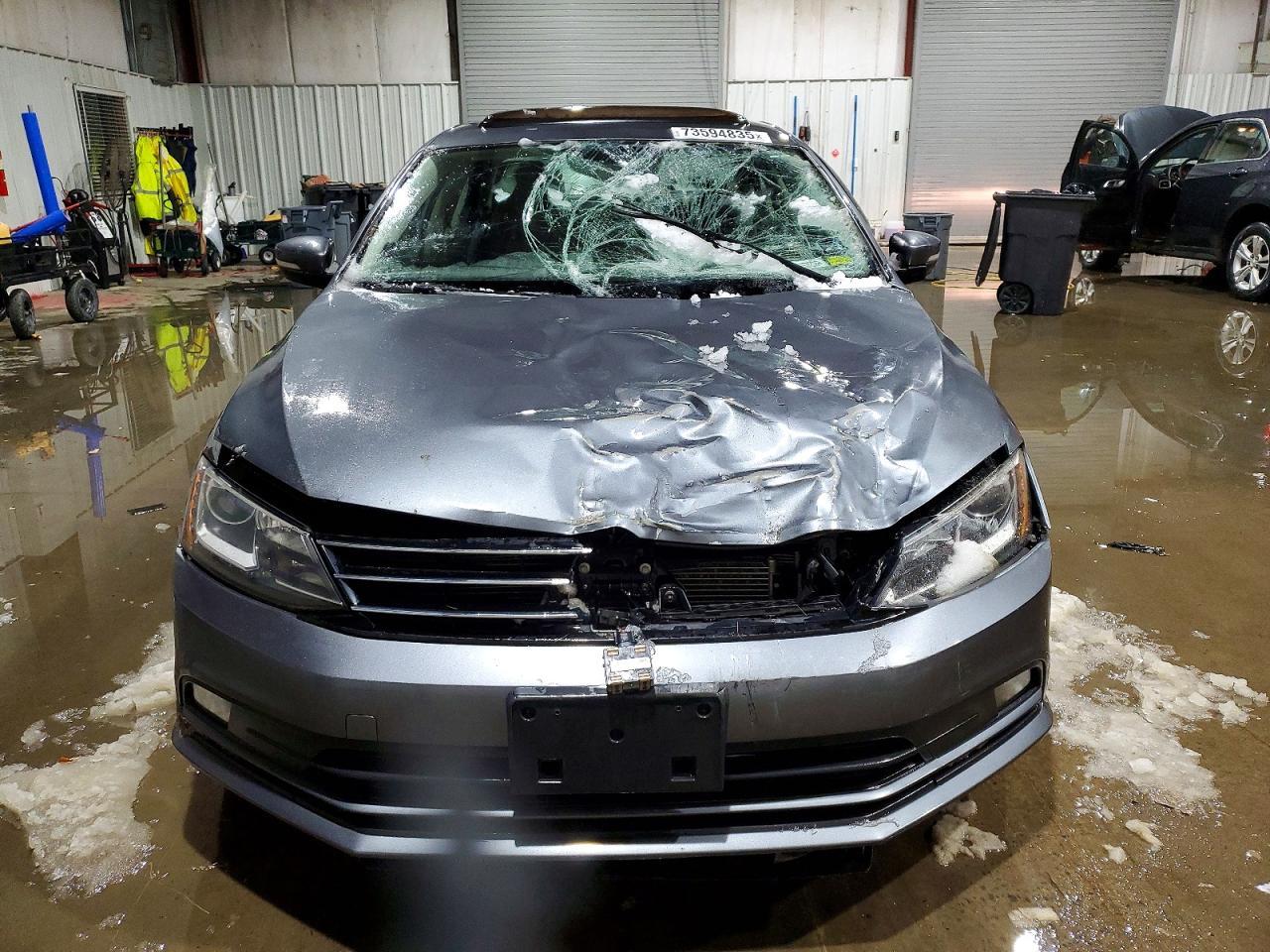 2015 VOLKSWAGEN JETTA
