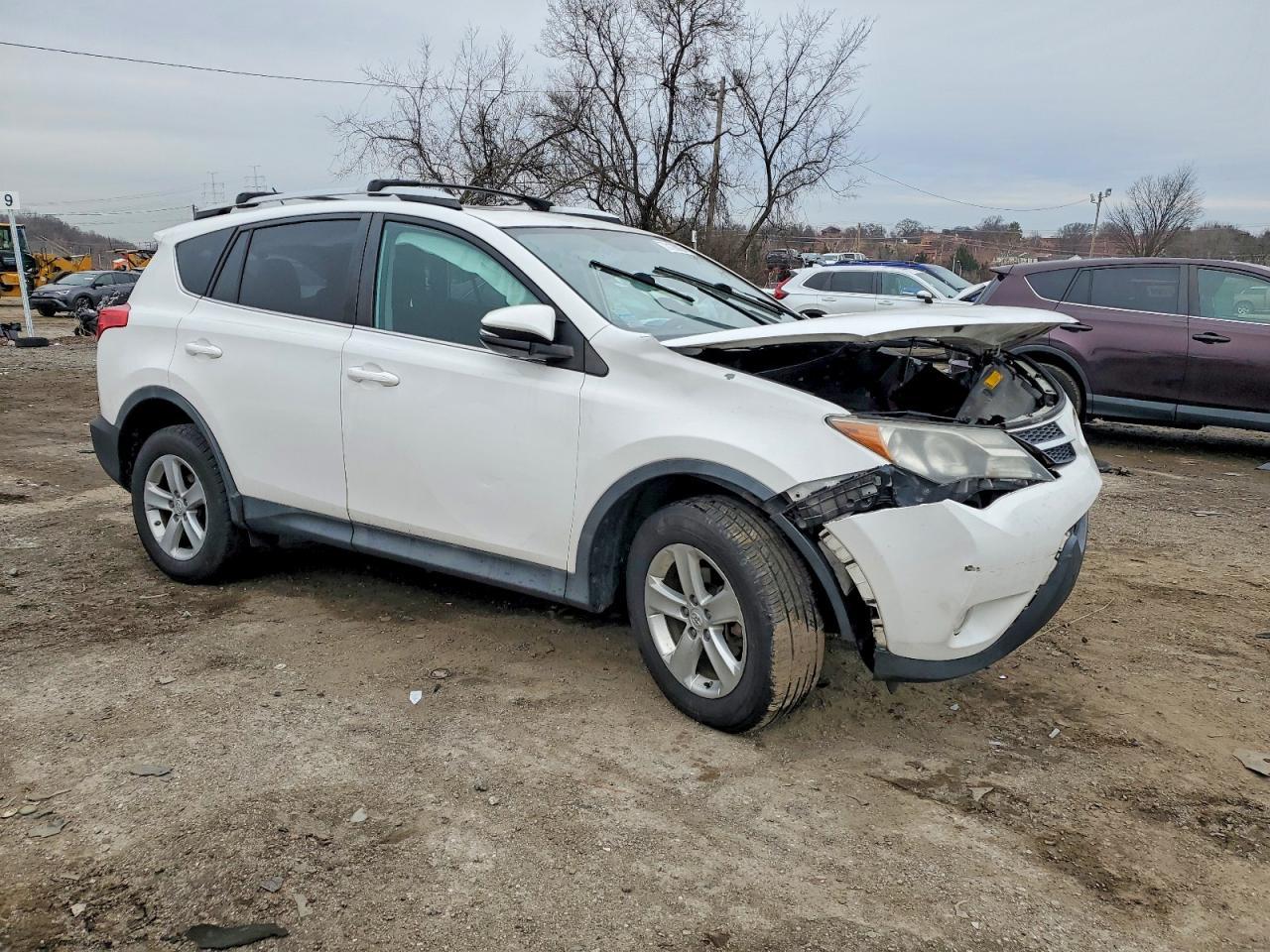 2014 TOYOTA RAV4