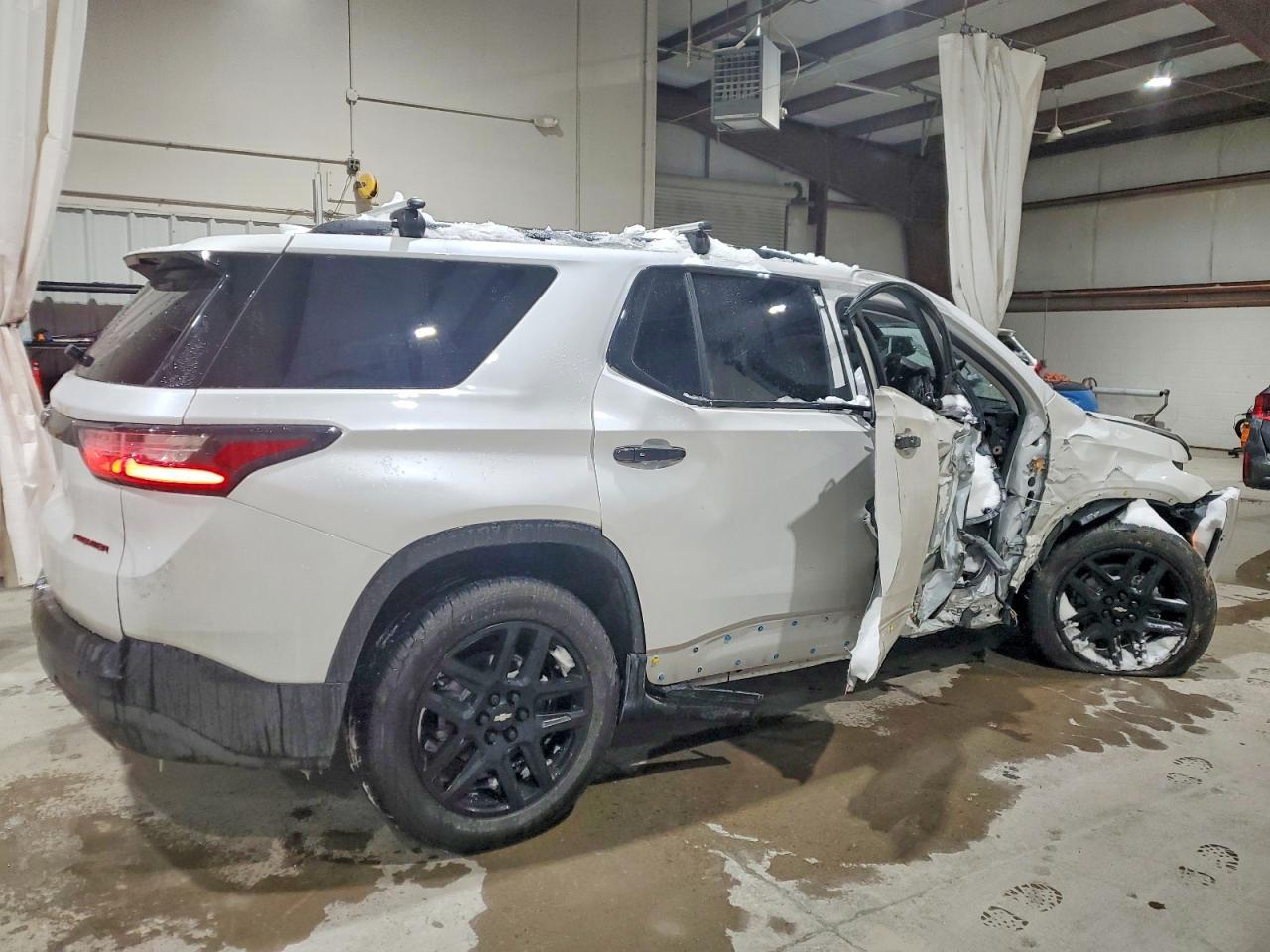 2021 CHEVROLET TRAVERSE