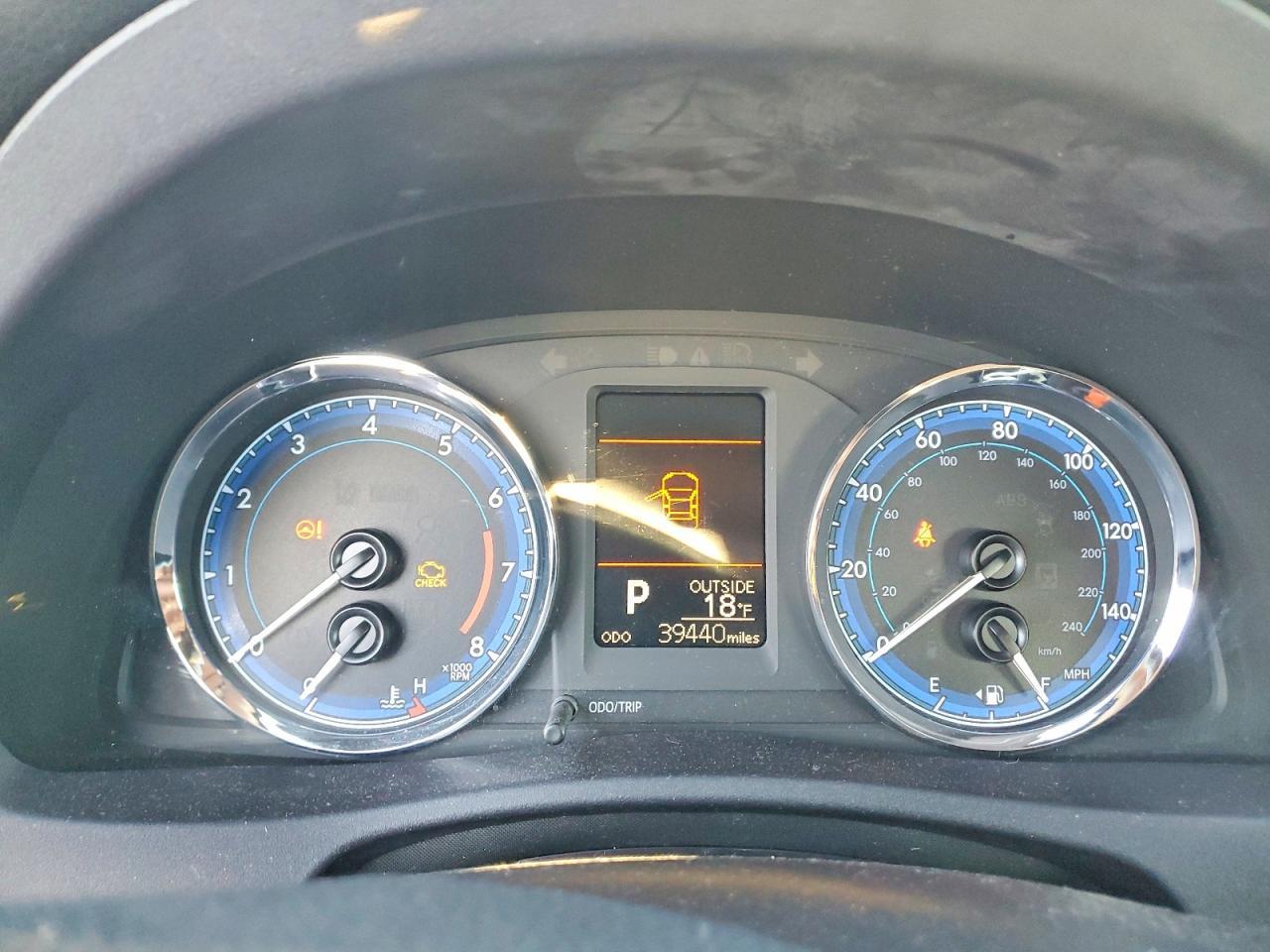 2018 TOYOTA COROLLA