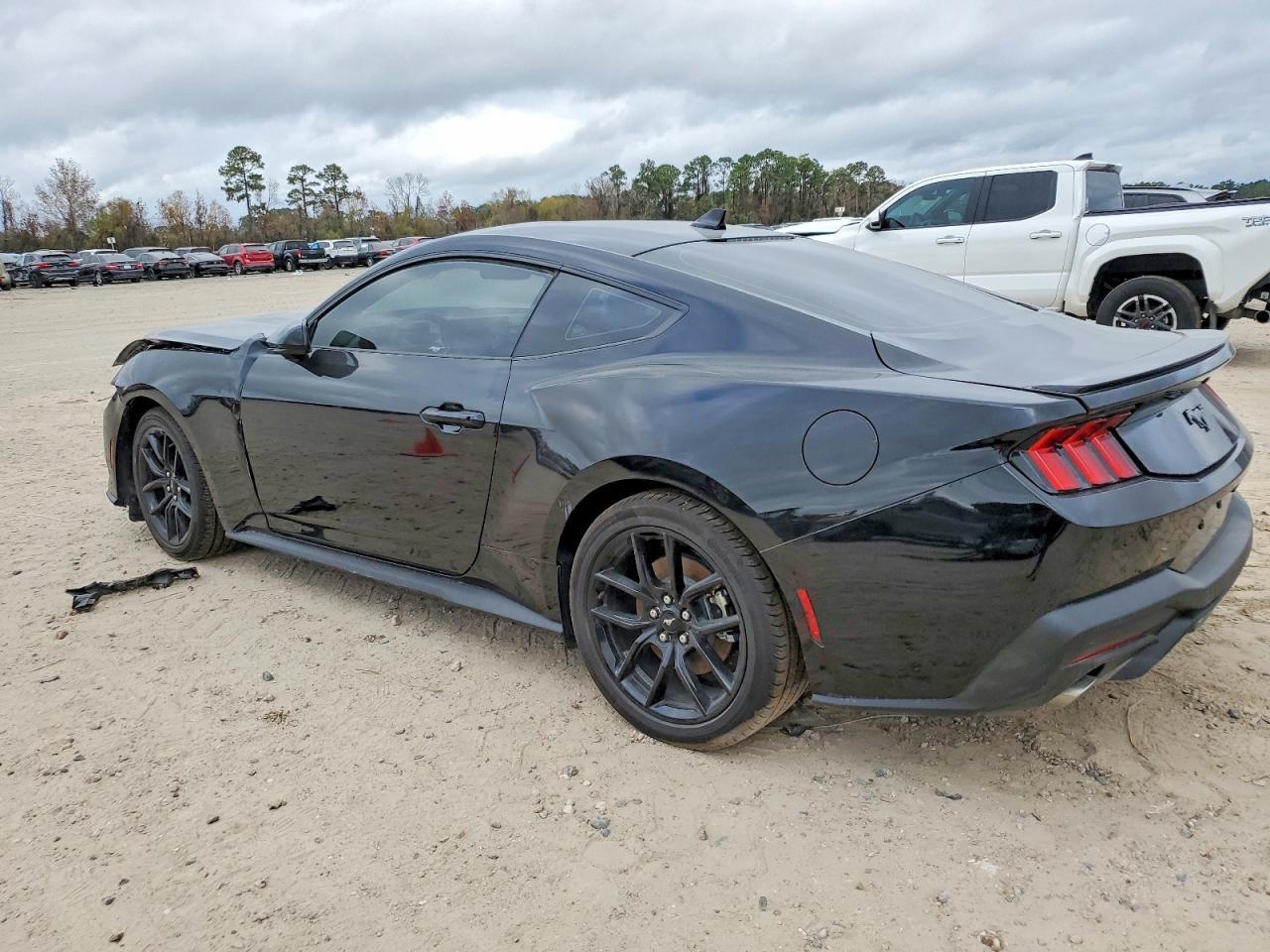 2025 FORD MUSTANG