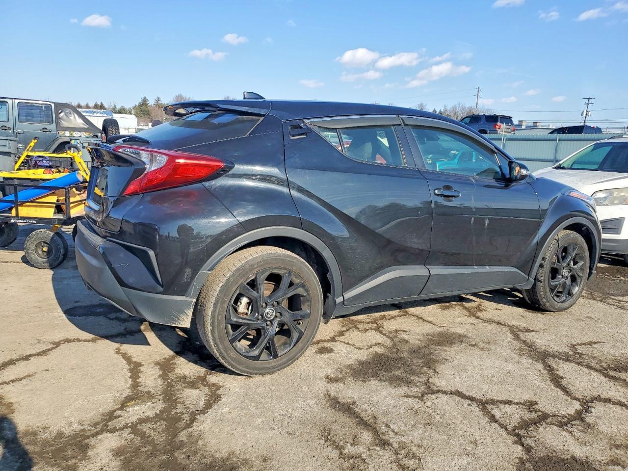 2022 TOYOTA C-HR