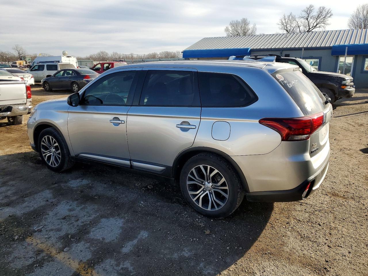 2018 MITSUBISHI outlander