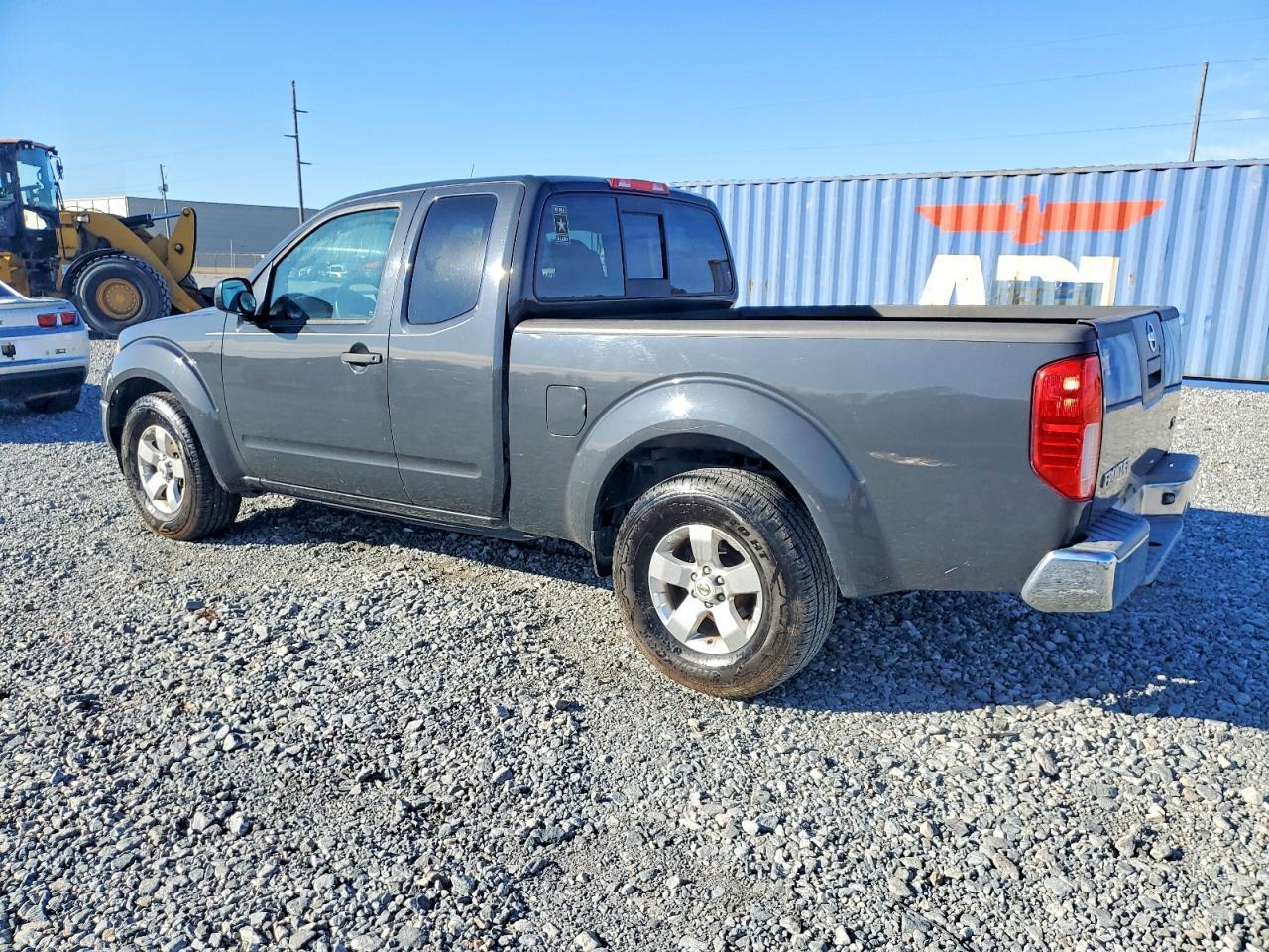 2011 NISSAN Frontier