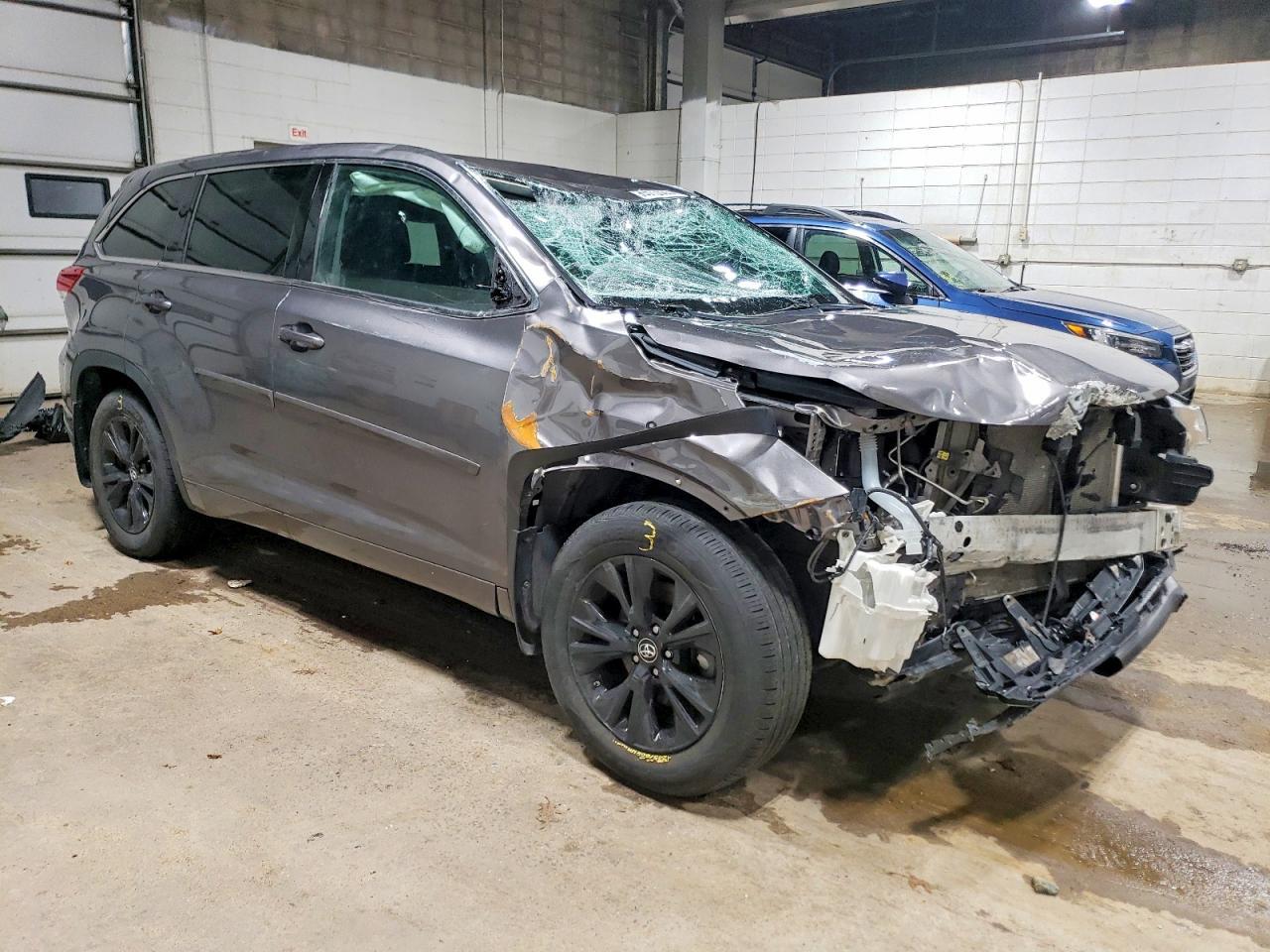 2018 TOYOTA HIGHLANDER
