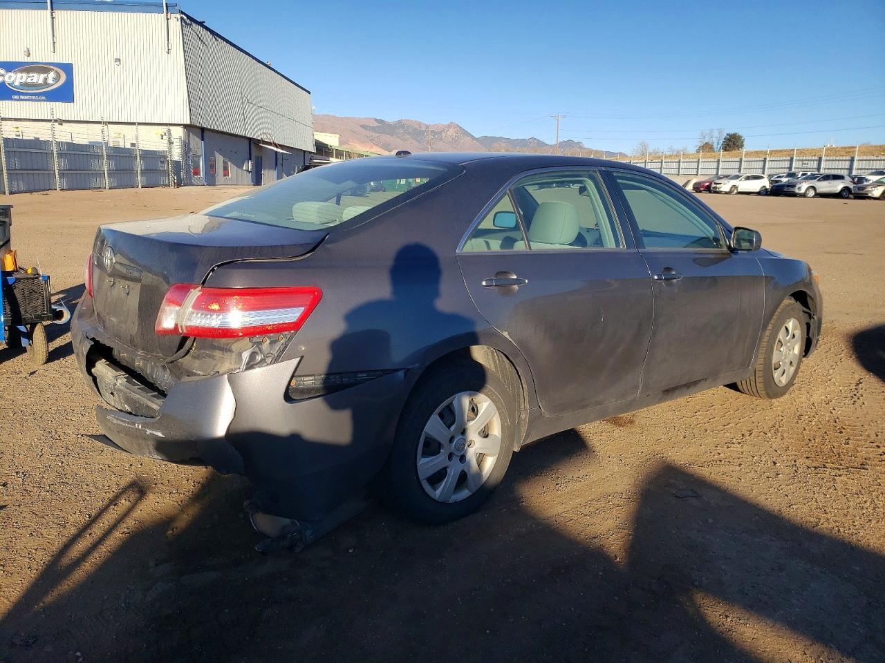 2011 TOYOTA CAMRY