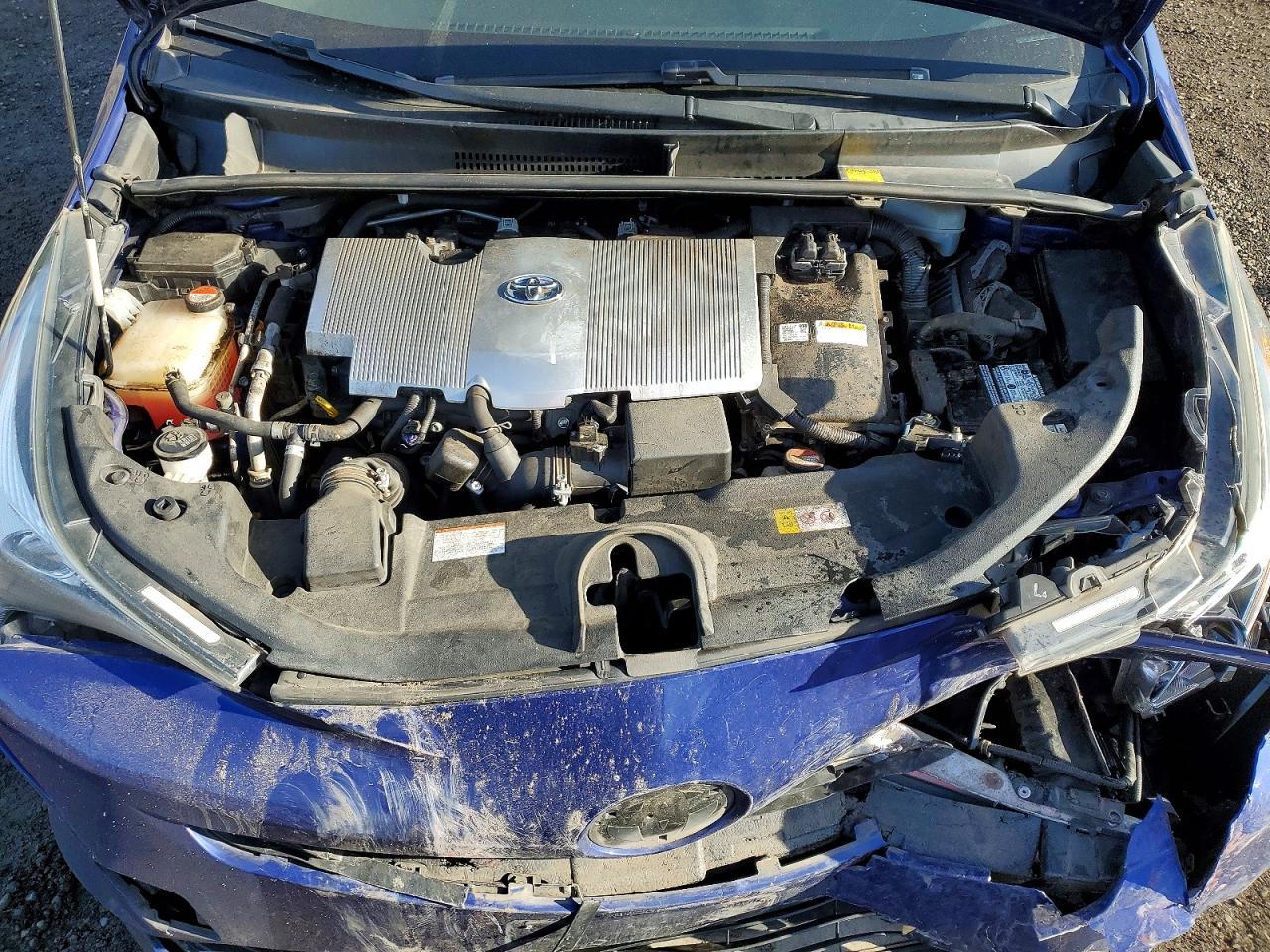 2016 TOYOTA PRIUS