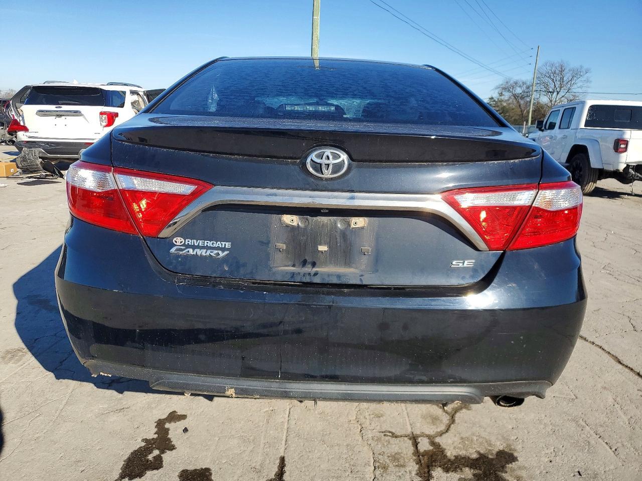 2017 TOYOTA CAMRY