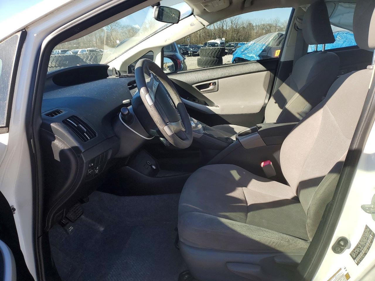2013 TOYOTA PRIUS