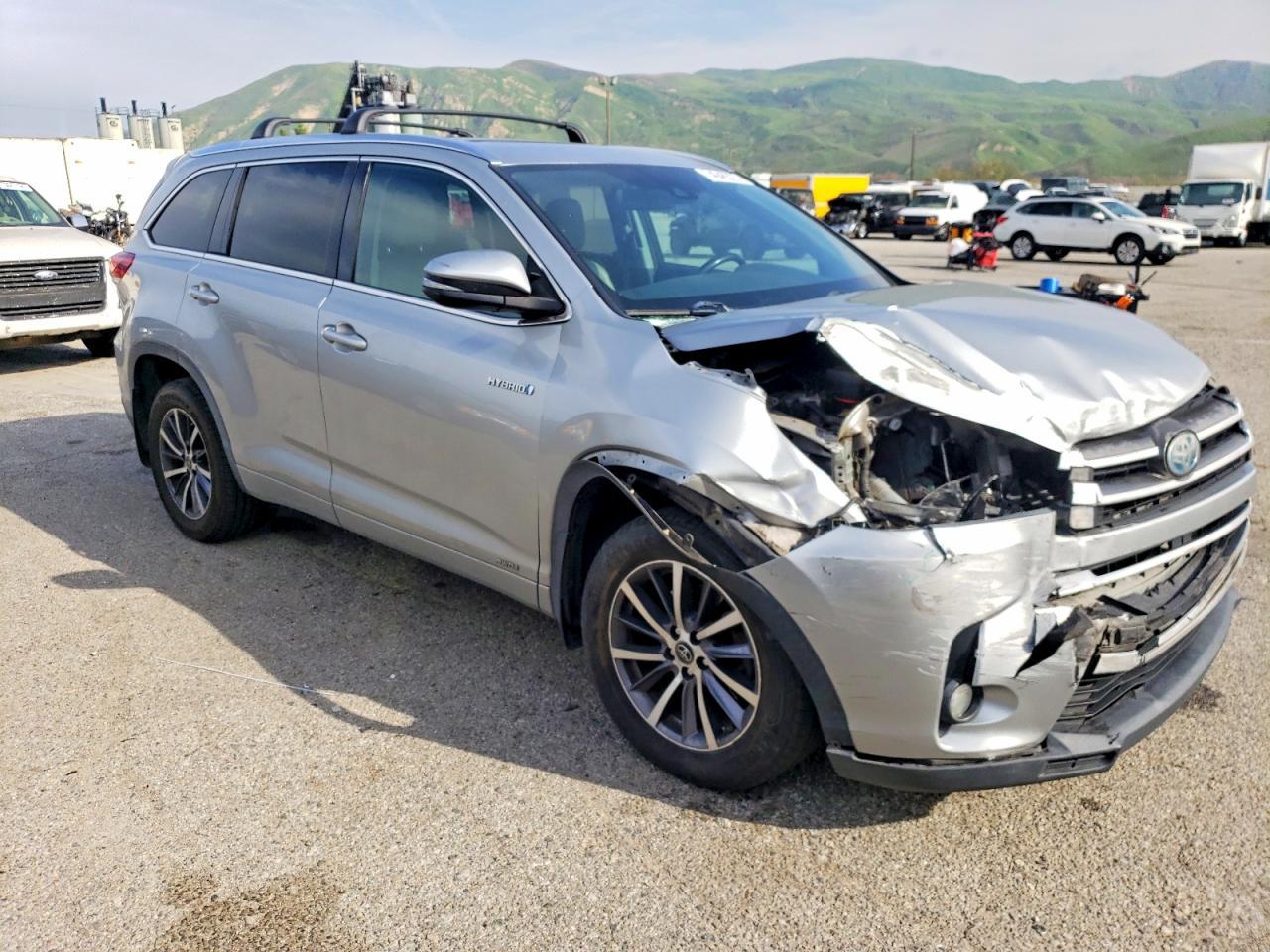 2017 TOYOTA Highlander Hybrid