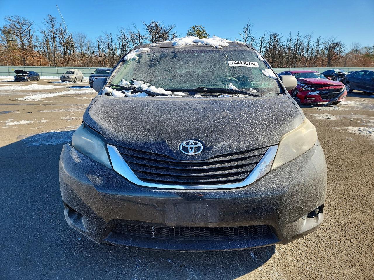 2013 TOYOTA SIENNA