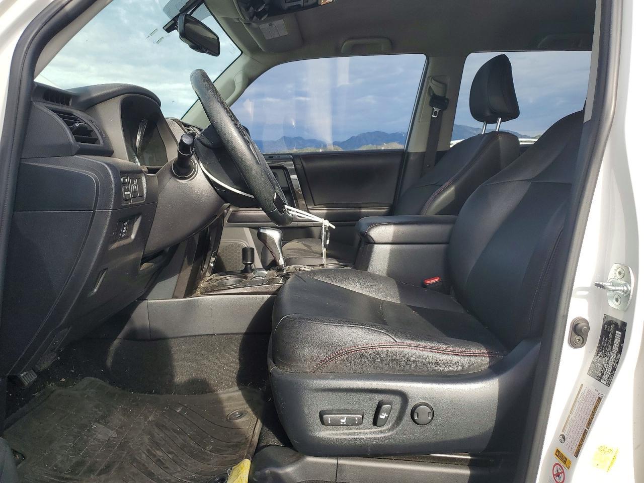 2016 TOYOTA 4Runner