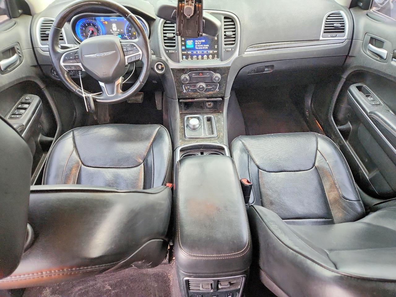 2016 CHRYSLER 300