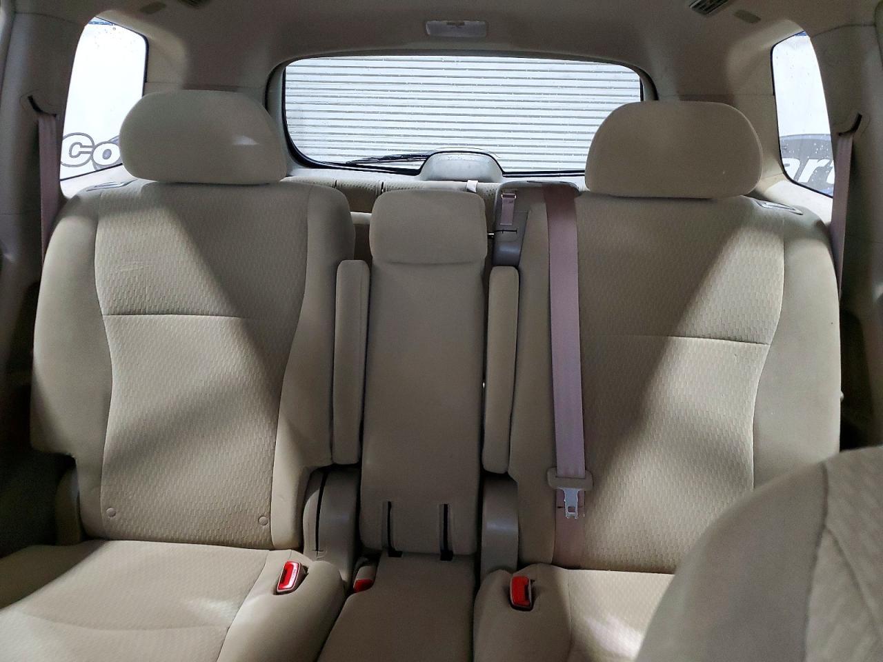 2010 TOYOTA HIGHLANDER