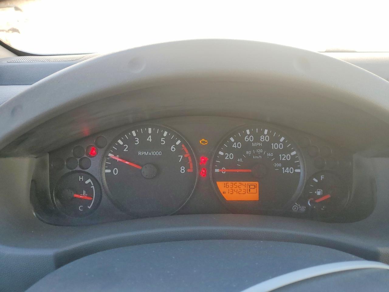 2012 NISSAN Frontier