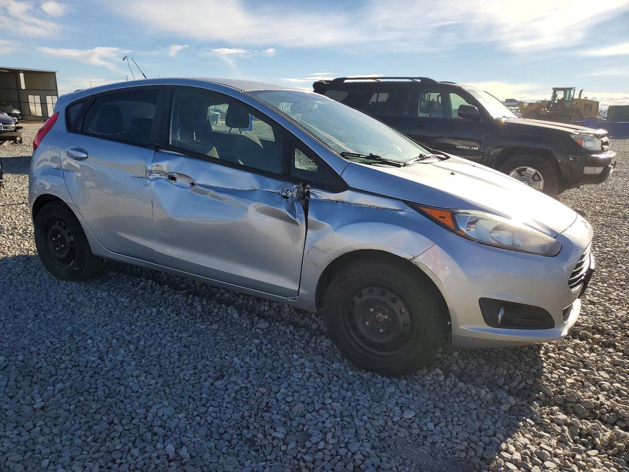 2017 FORD Fiesta