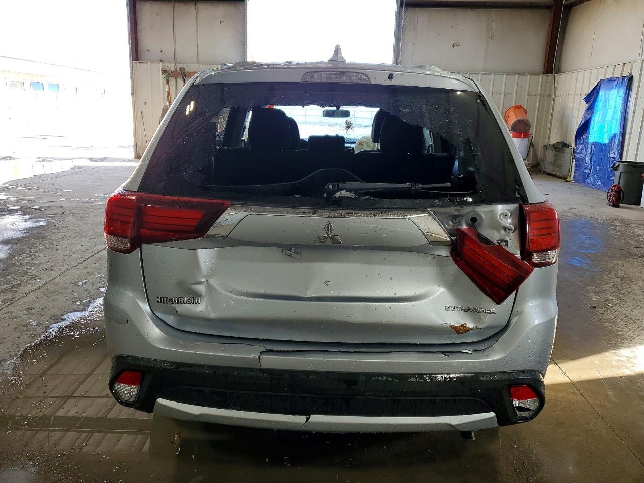 2017 MITSUBISHI outlander
