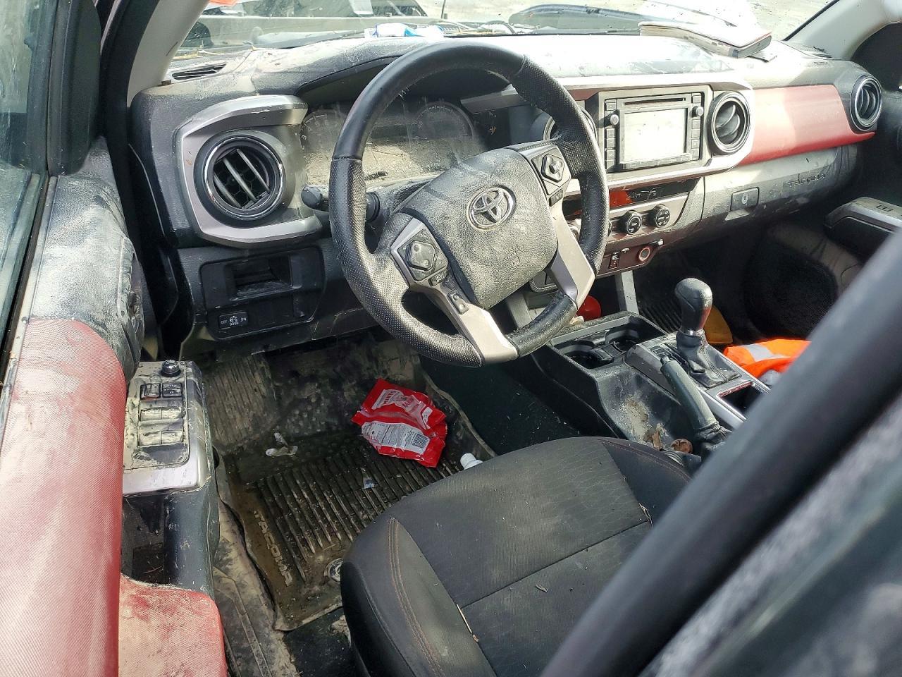 2016 TOYOTA TACOMA