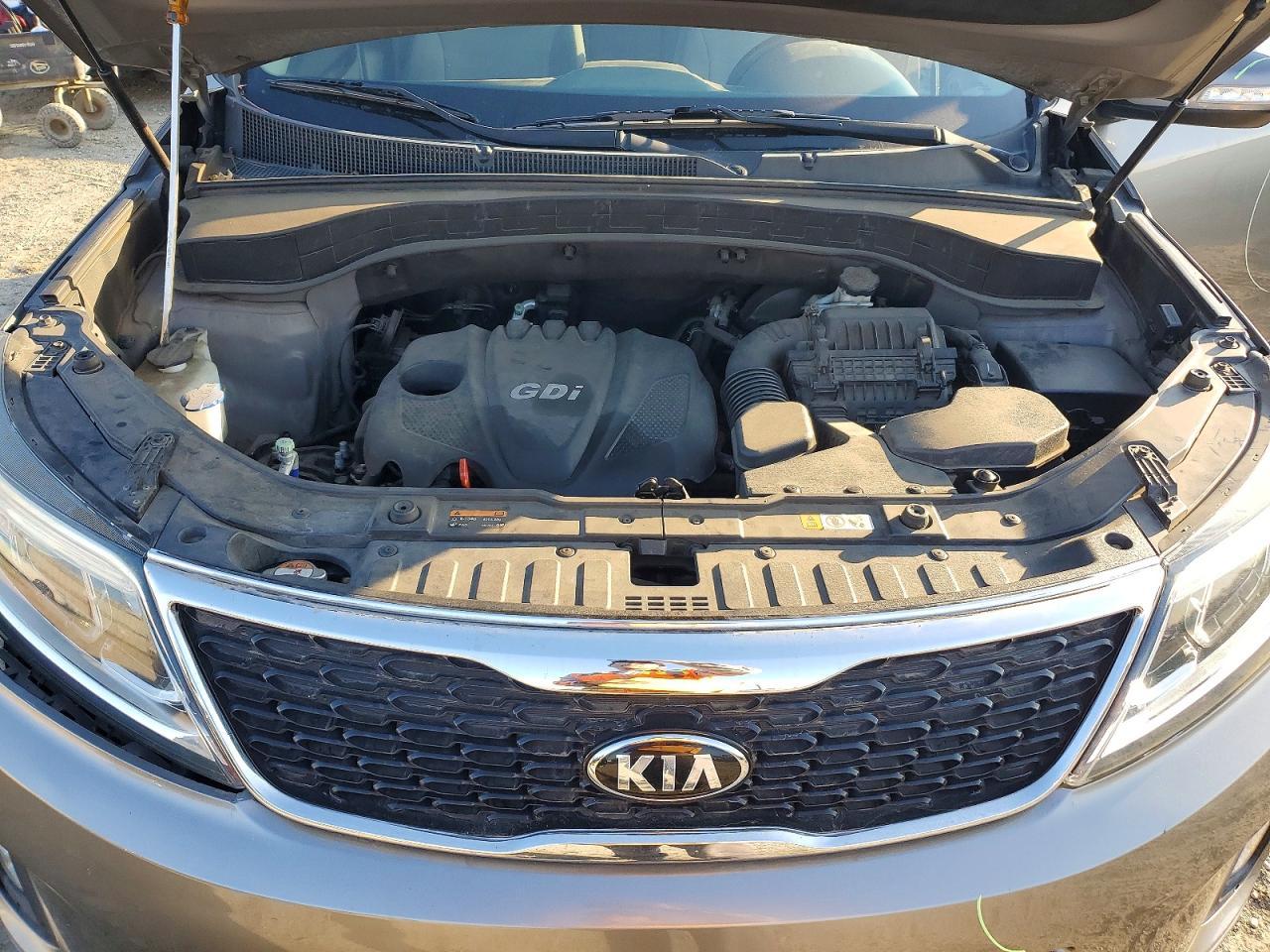 2015 KIA SORENTO