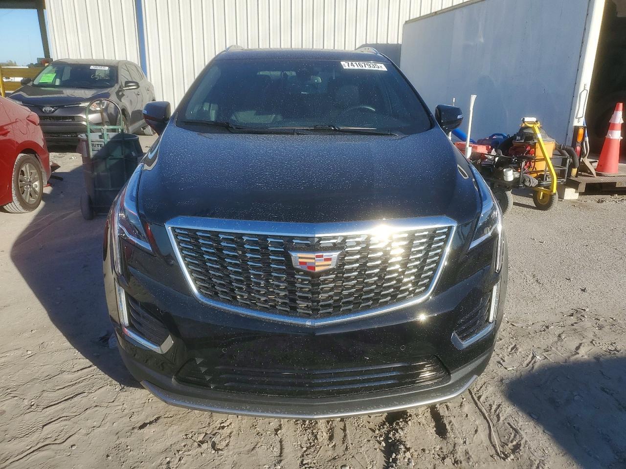 2022 CADILLAC XT5