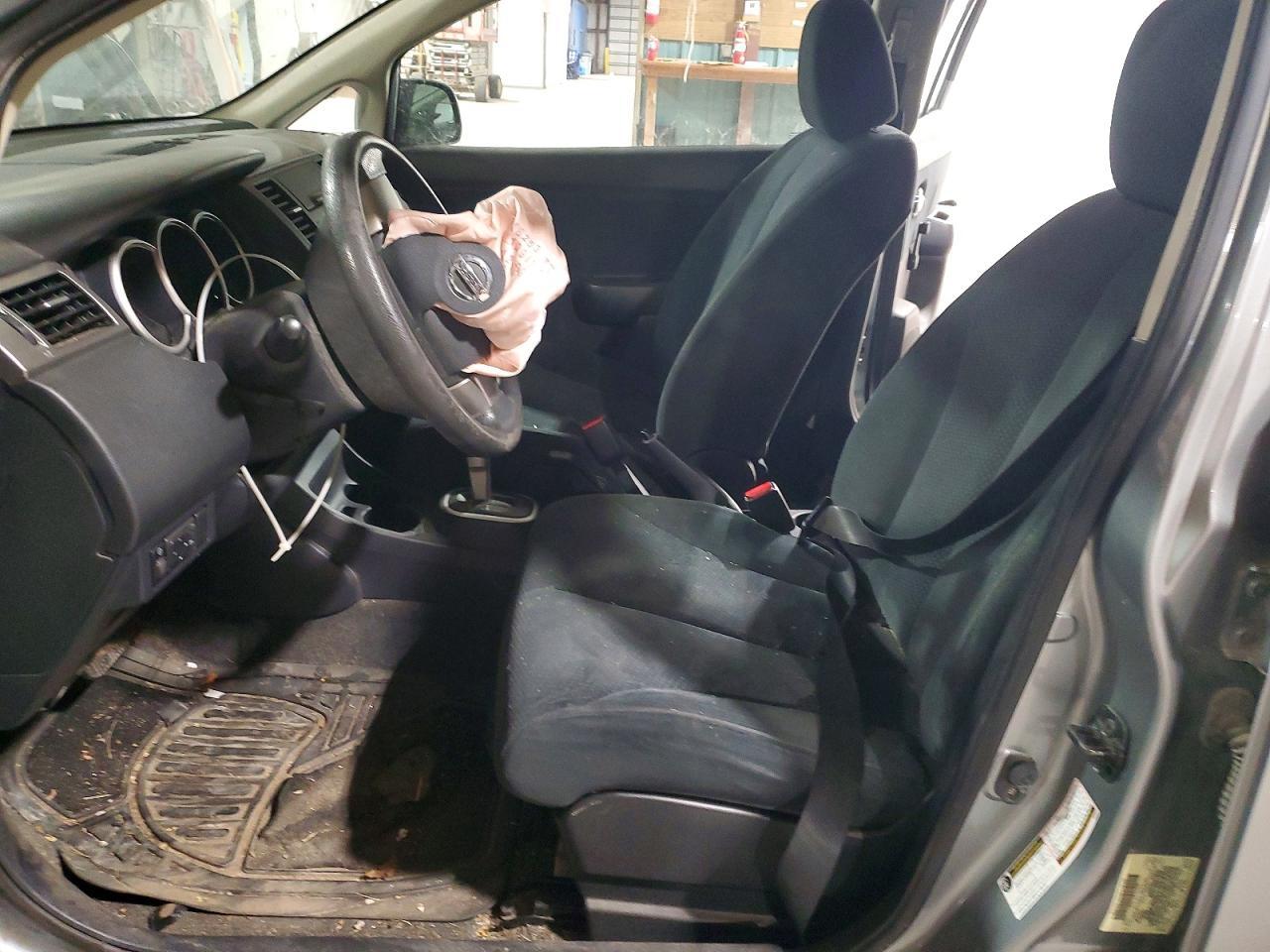 2010 NISSAN VERSA