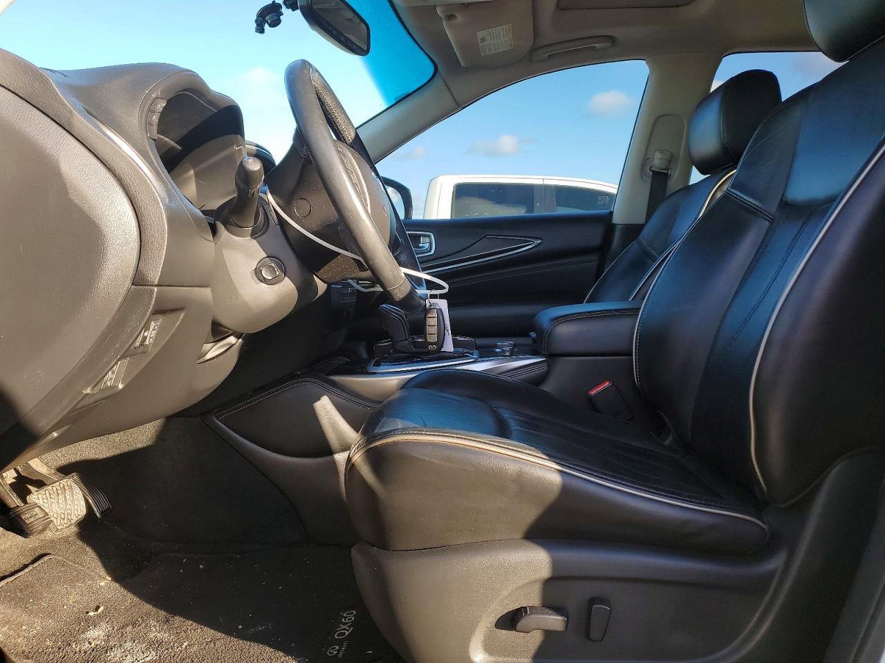 2016 INFINITI QX60
