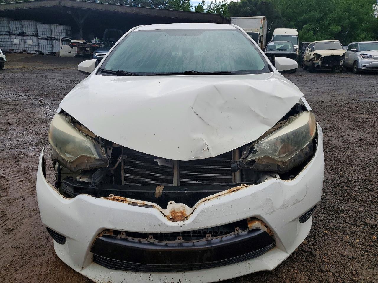 2015 TOYOTA COROLLA