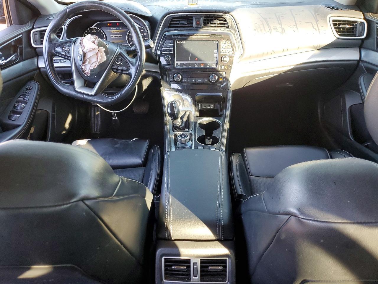 2017 NISSAN Maxima