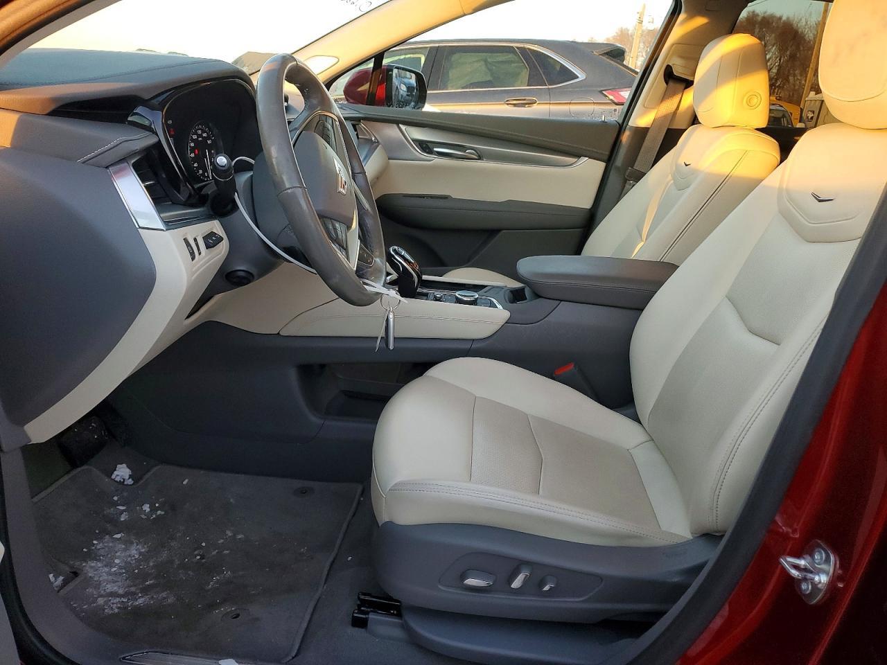 2024 CADILLAC XT5